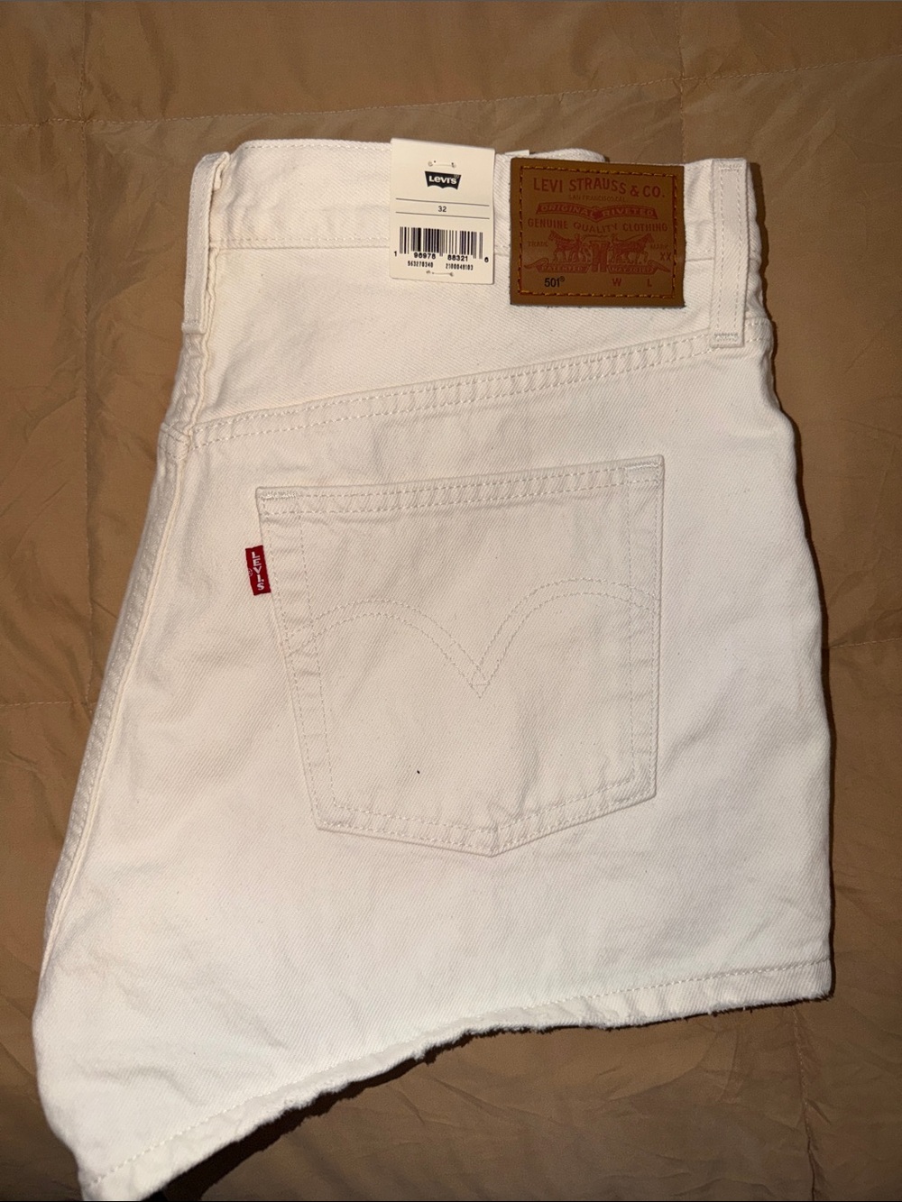 Levi's White 501 Denim Shorts - Picture 5 of 6